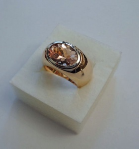 * Exklusiver MORGANIT Ring 4,2 ct 25g 585er Gelbgold