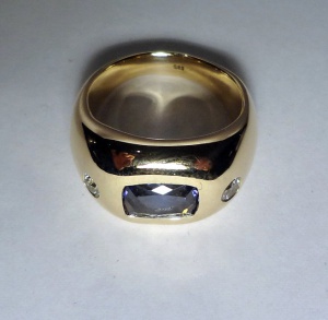 * Designer Bandring 1,78 ct Tansanit und 2 BRILLANTEN 0,24 ct. 585er Gold